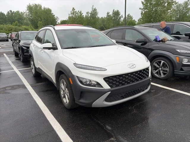 Used 2023 Lunar Hyundai SEL image 2