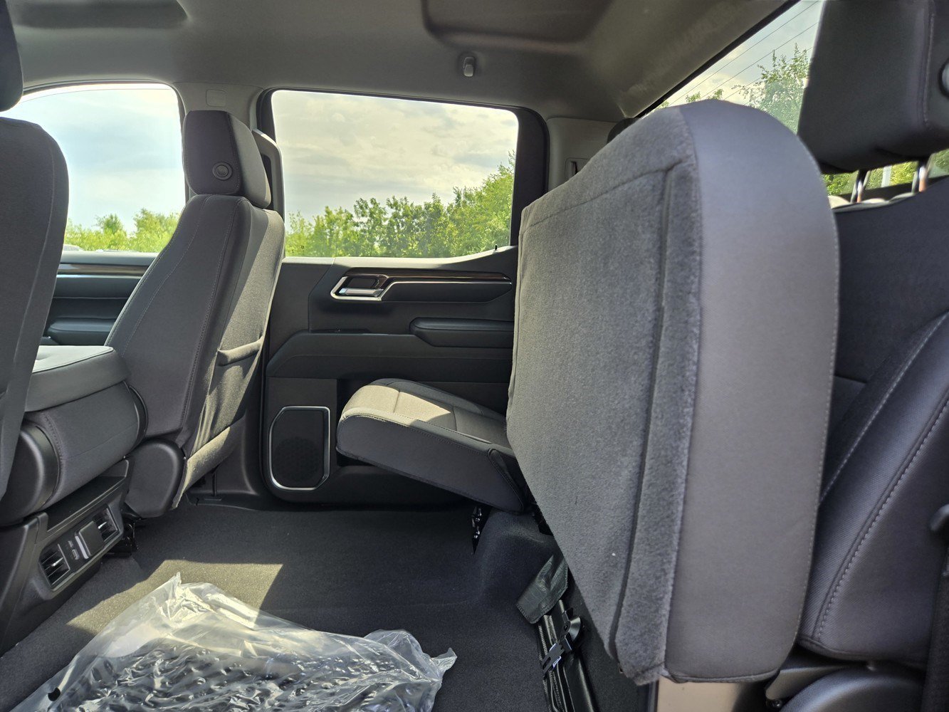 2026 Chevrolet Silverado 1500 LT - Photo 18