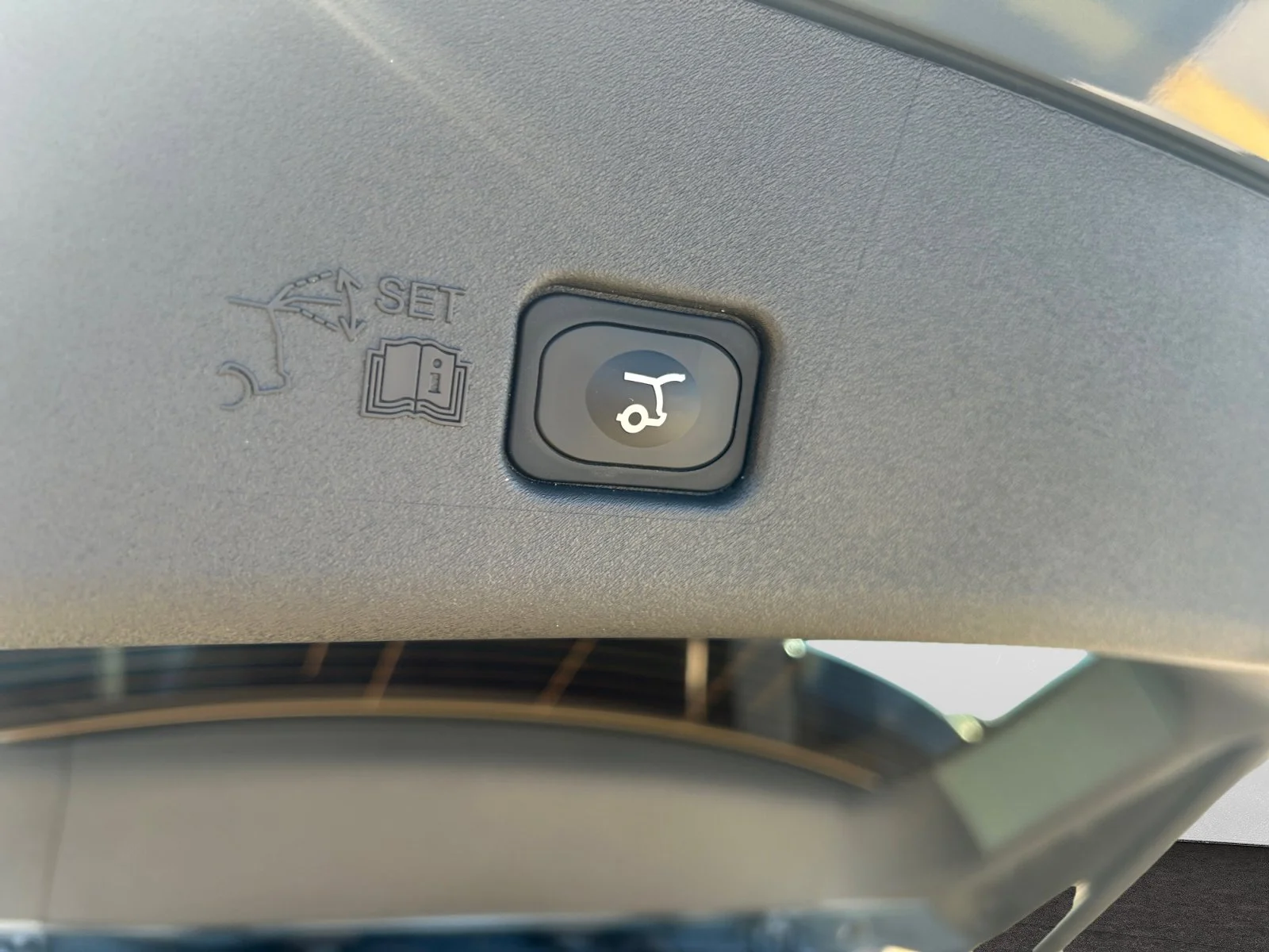 New 2026 Whisper Blue Metallic Clearcoat Lincoln Premiere image 11