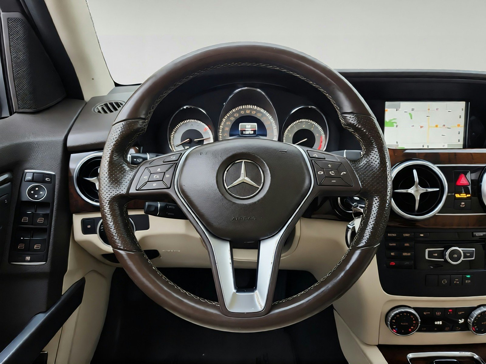 Used 2014 Pebble Gray Mercedes-Benz GLK 350 image 23
