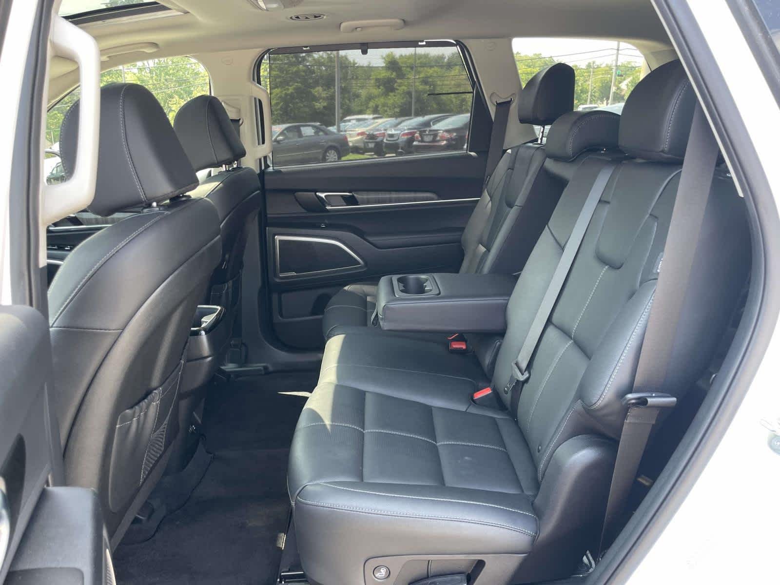 Certified Used 2025 Glacial White Pearl Kia EX image 21