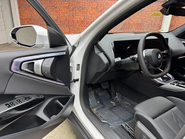 Used 2026 White BMW 30 xDrive image 9