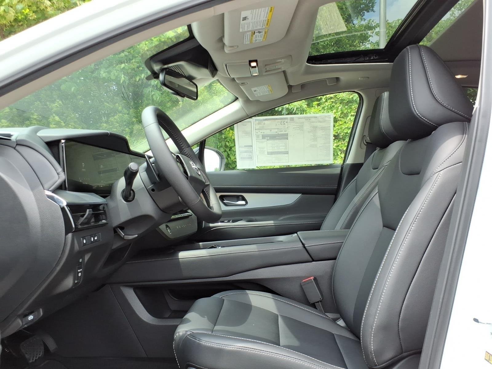 2025 Nissan Murano SL - Photo 10