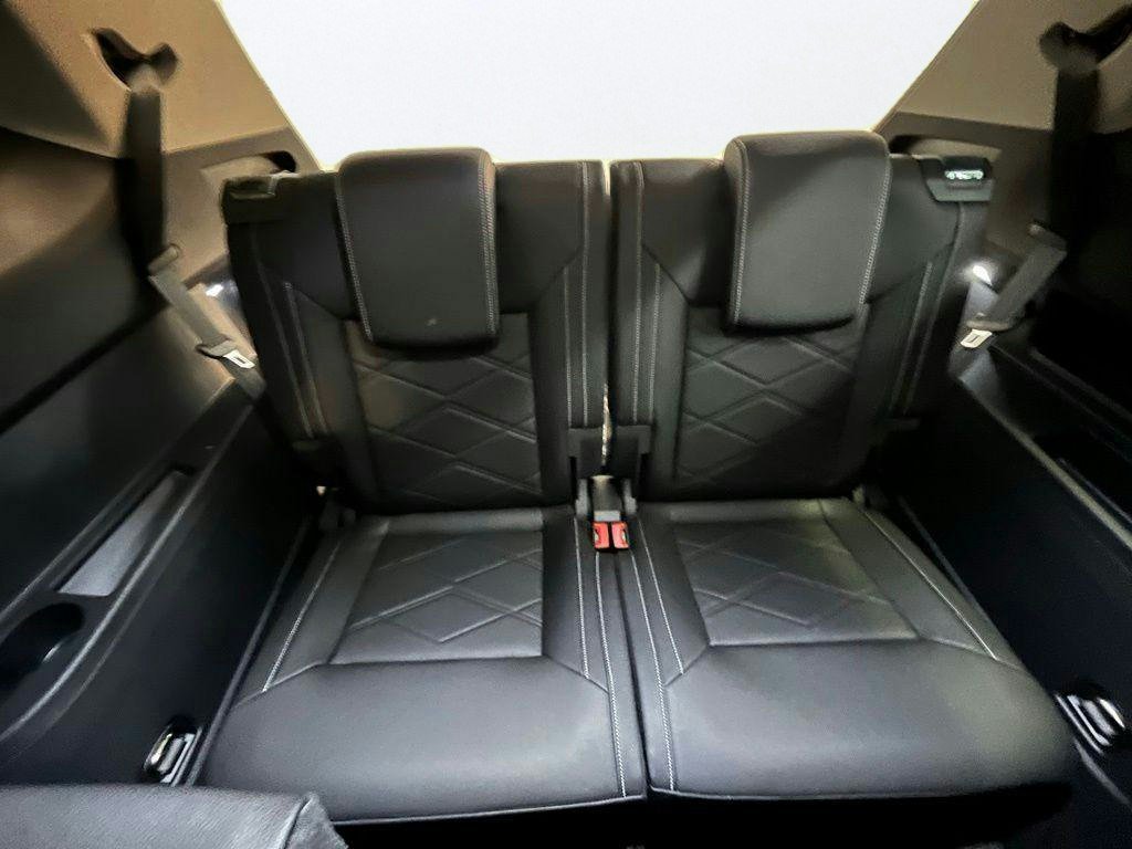 New 2026 Gray Volkswagen SE w/Technology image 26