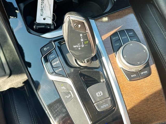 Used 2018 Blue BMW xDrive30i image 17