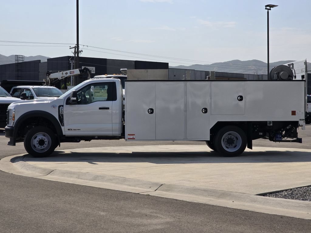 New 2024 Oxford White Ford XL image 17