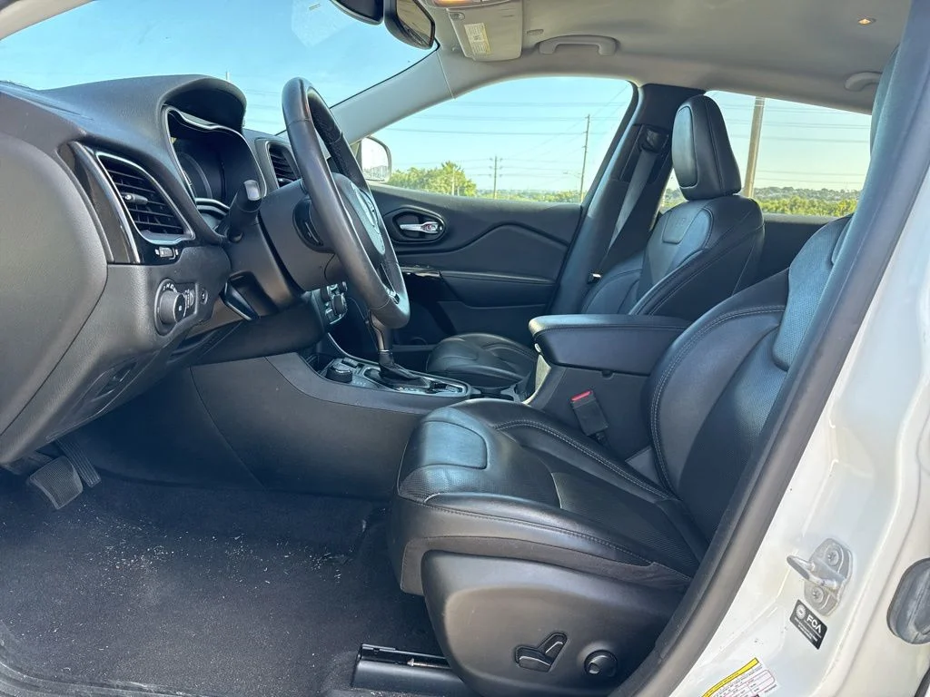 Used 2023 Bright White Clearcoat Jeep Altitude image 6