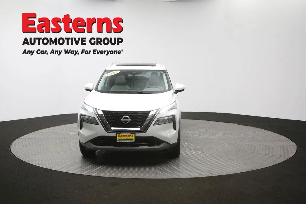 Used 2023 White Nissan SV image 54