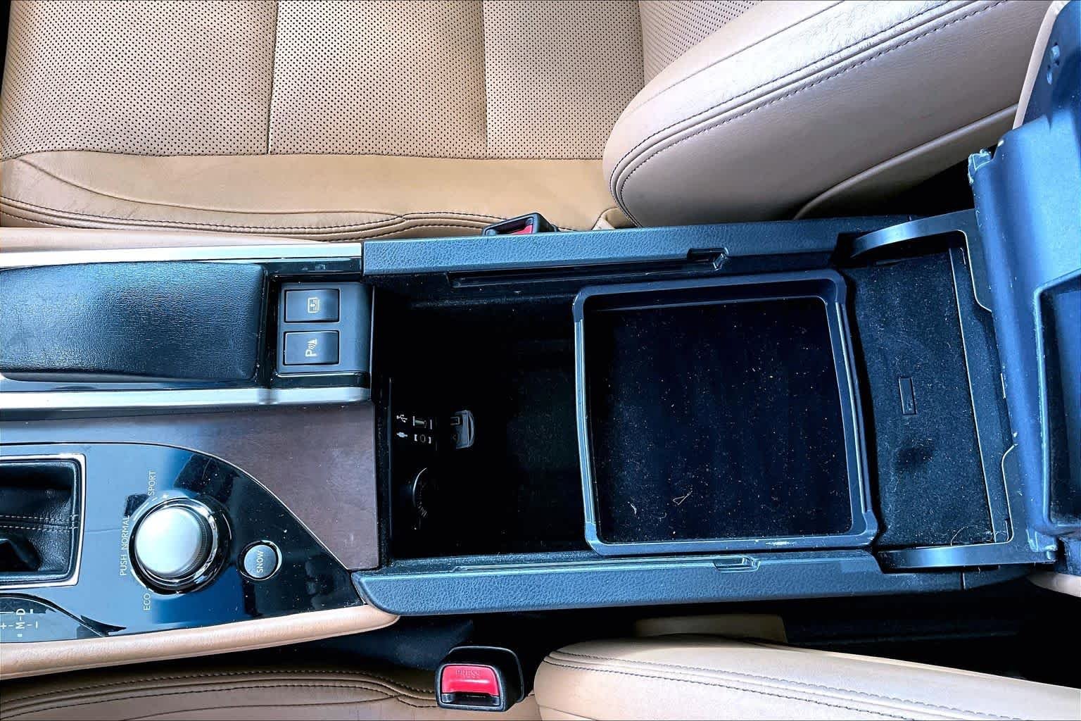 Used 2013 Liquid Platinum Lexus  image 31