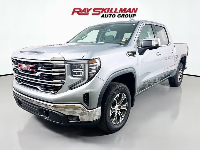 Used 2026 Silver GMC SLT image 3