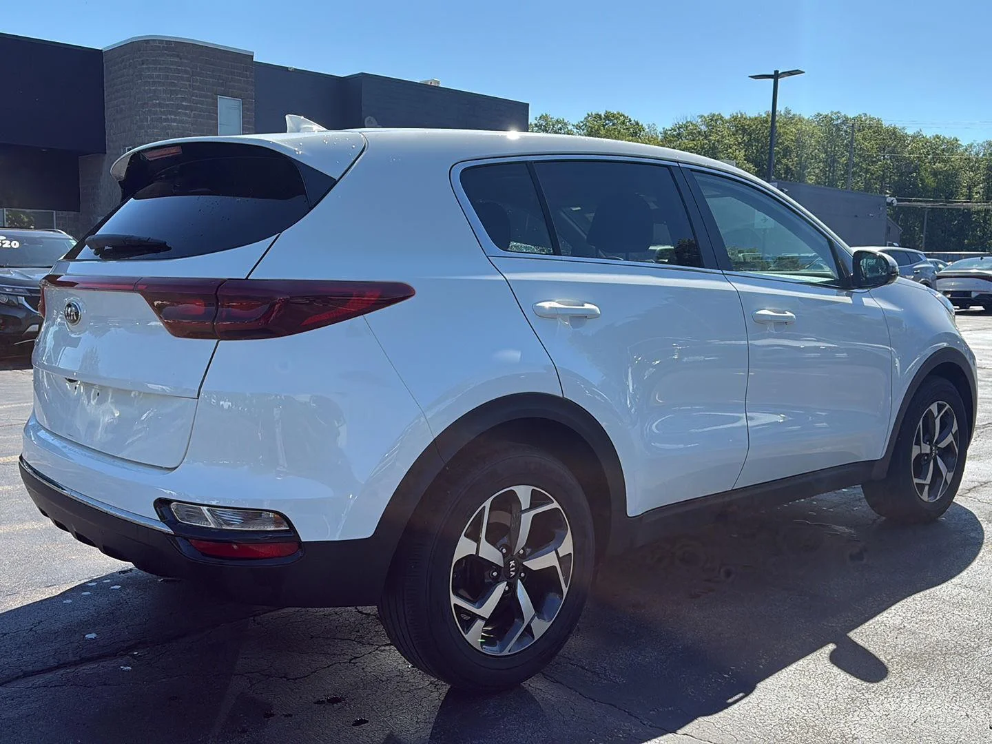 Used 2020 Clear White Kia LX image 13
