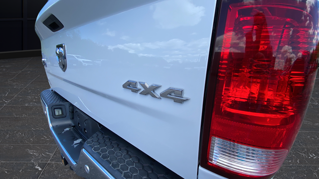 Used 2019 Bright White Clearcoat Ram Big Horn image 30