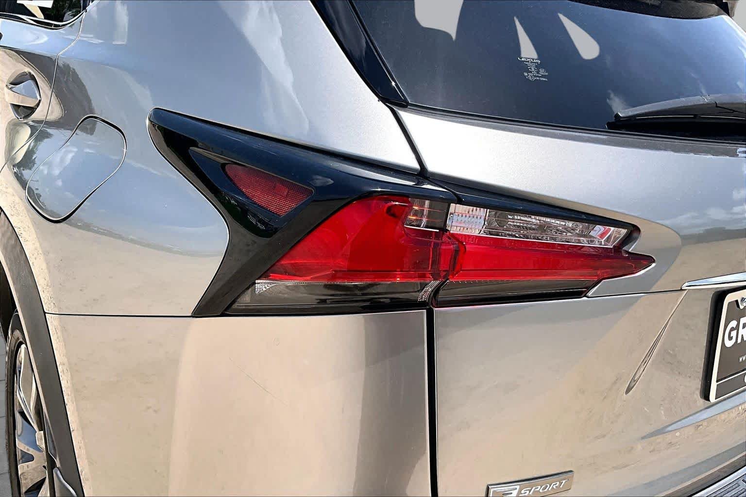 Used 2015 Atomic Silver Lexus F Sport image 27