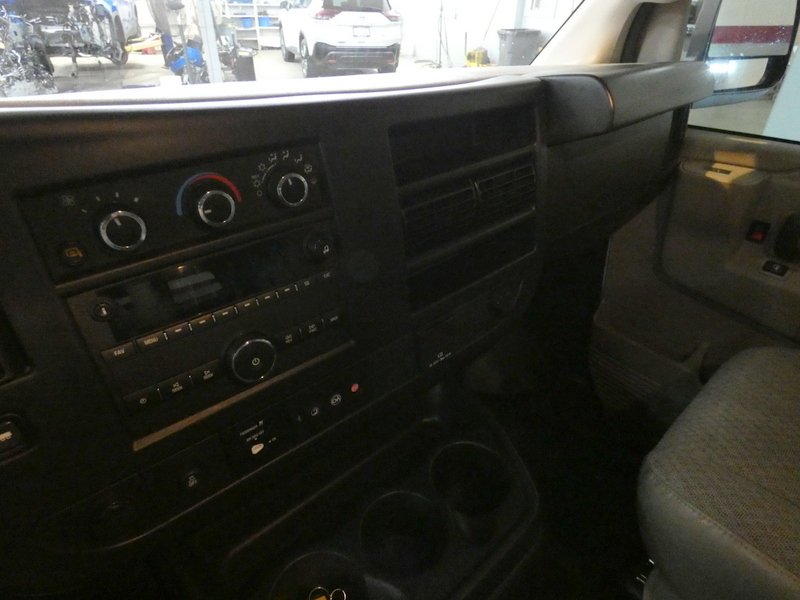 Used 2023 SUMMIT WHITE Chevrolet RWD 2500 135" image 12