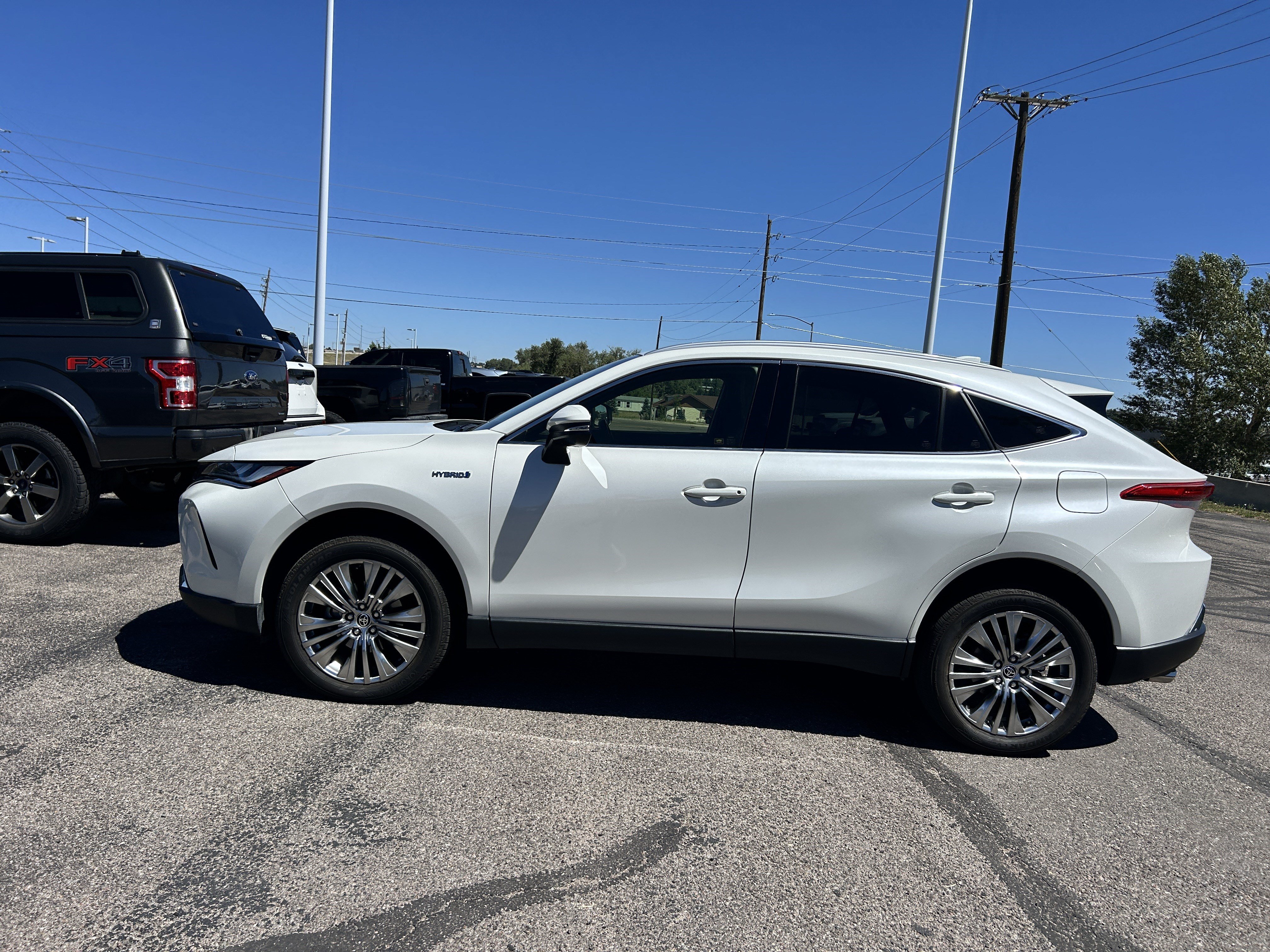 Used 2021 Blizzard Pearl Toyota LE image 2