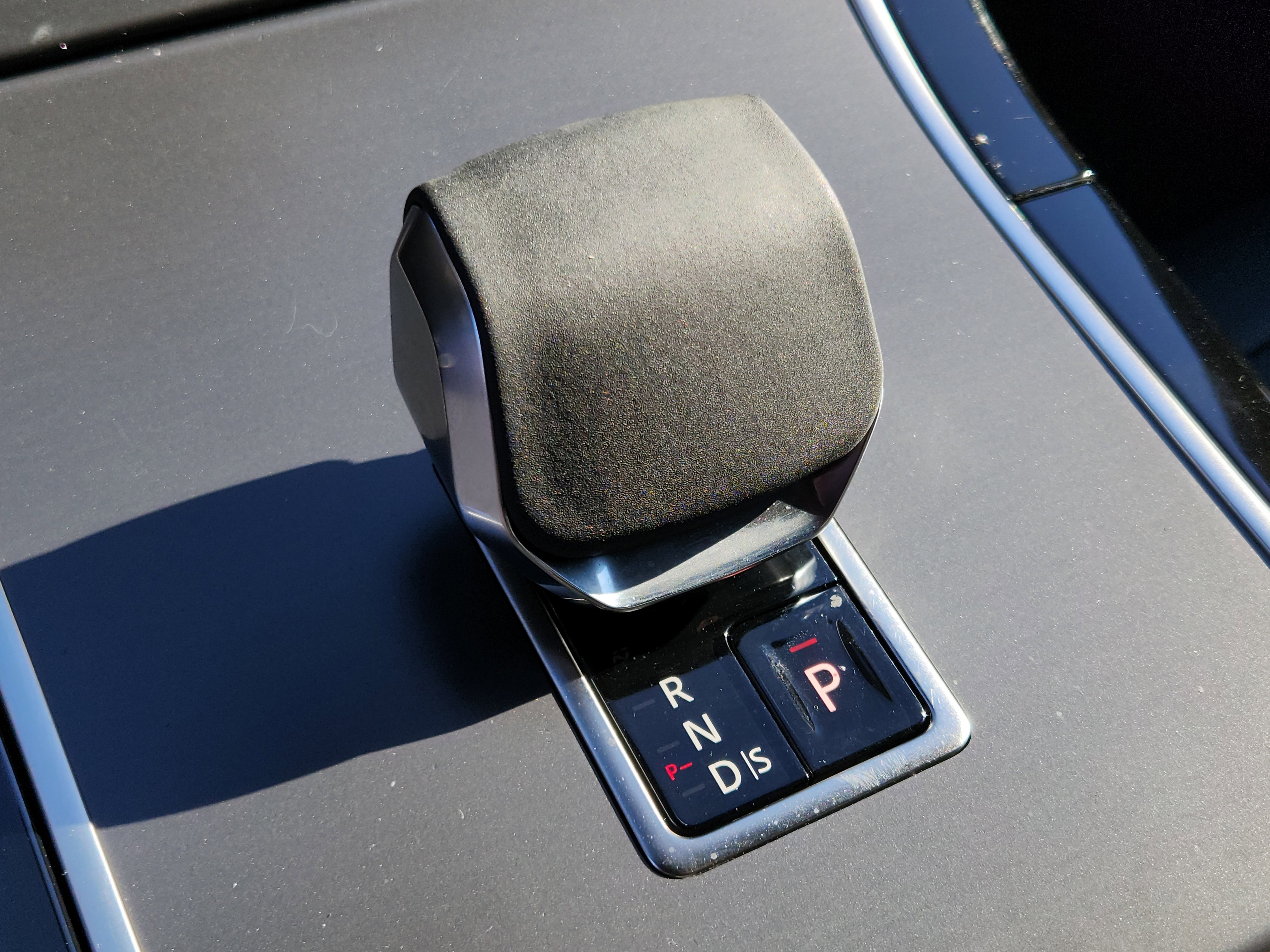 Used 2026 Eiger Grey Metallic Land Rover S image 22