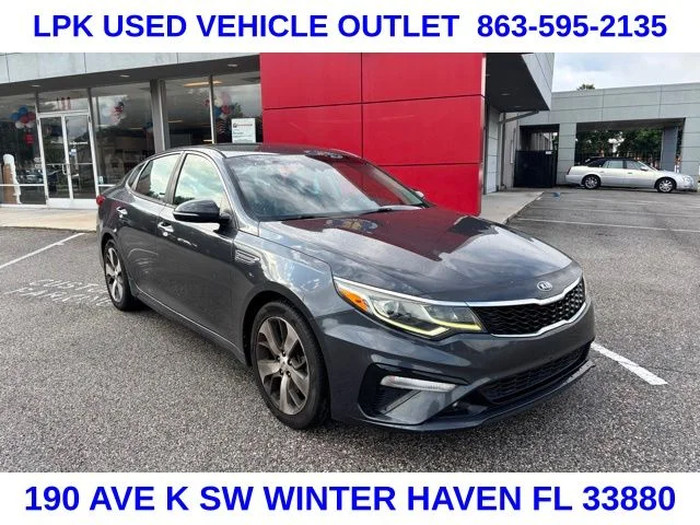 2019 Kia Optima S AT's photo