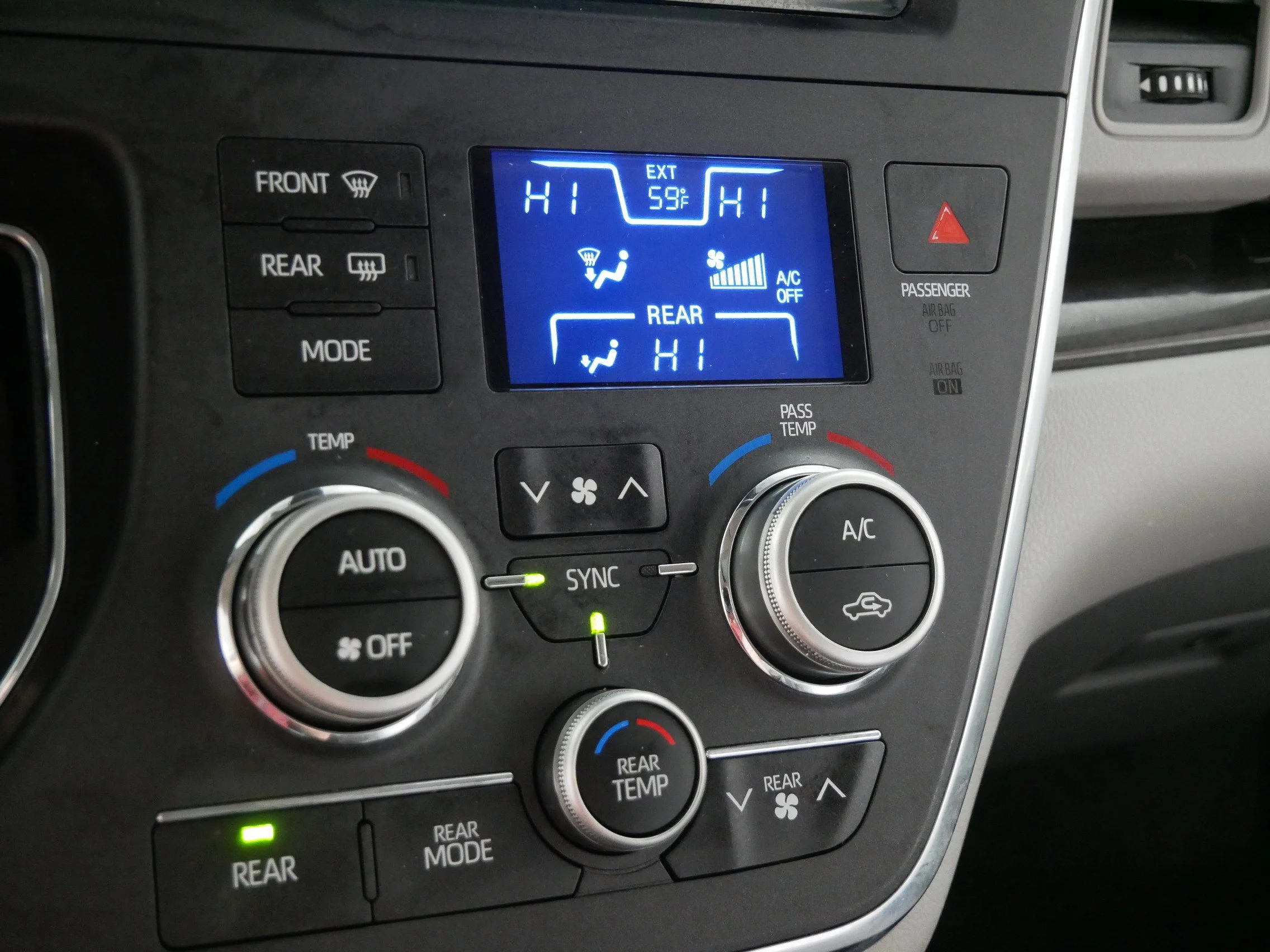 Used 2018 Parisian Night Pearl Toyota XLE image 23