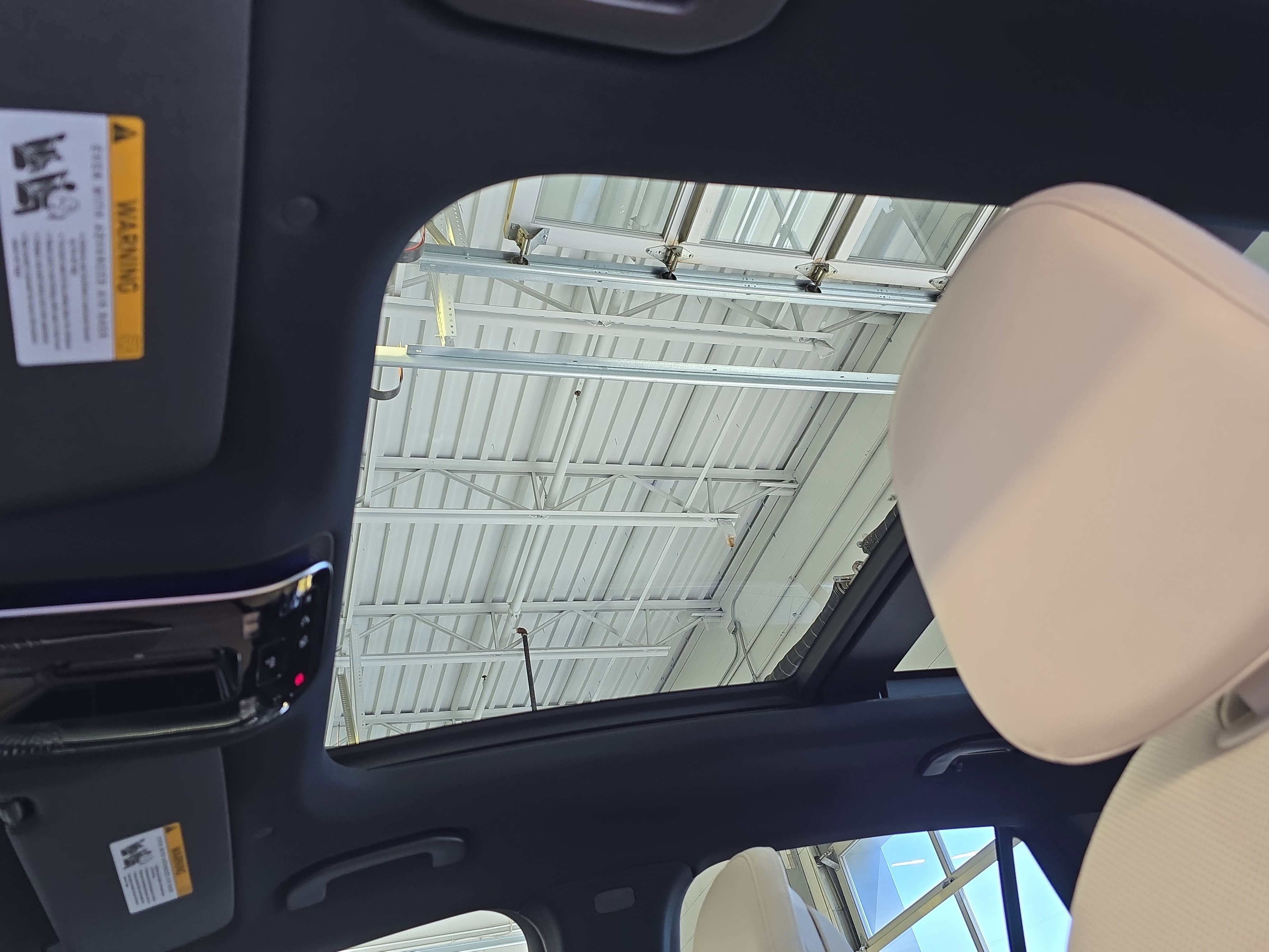 New 2026 Cirrus Silver Metallic Mercedes-Benz GLC300 image 30