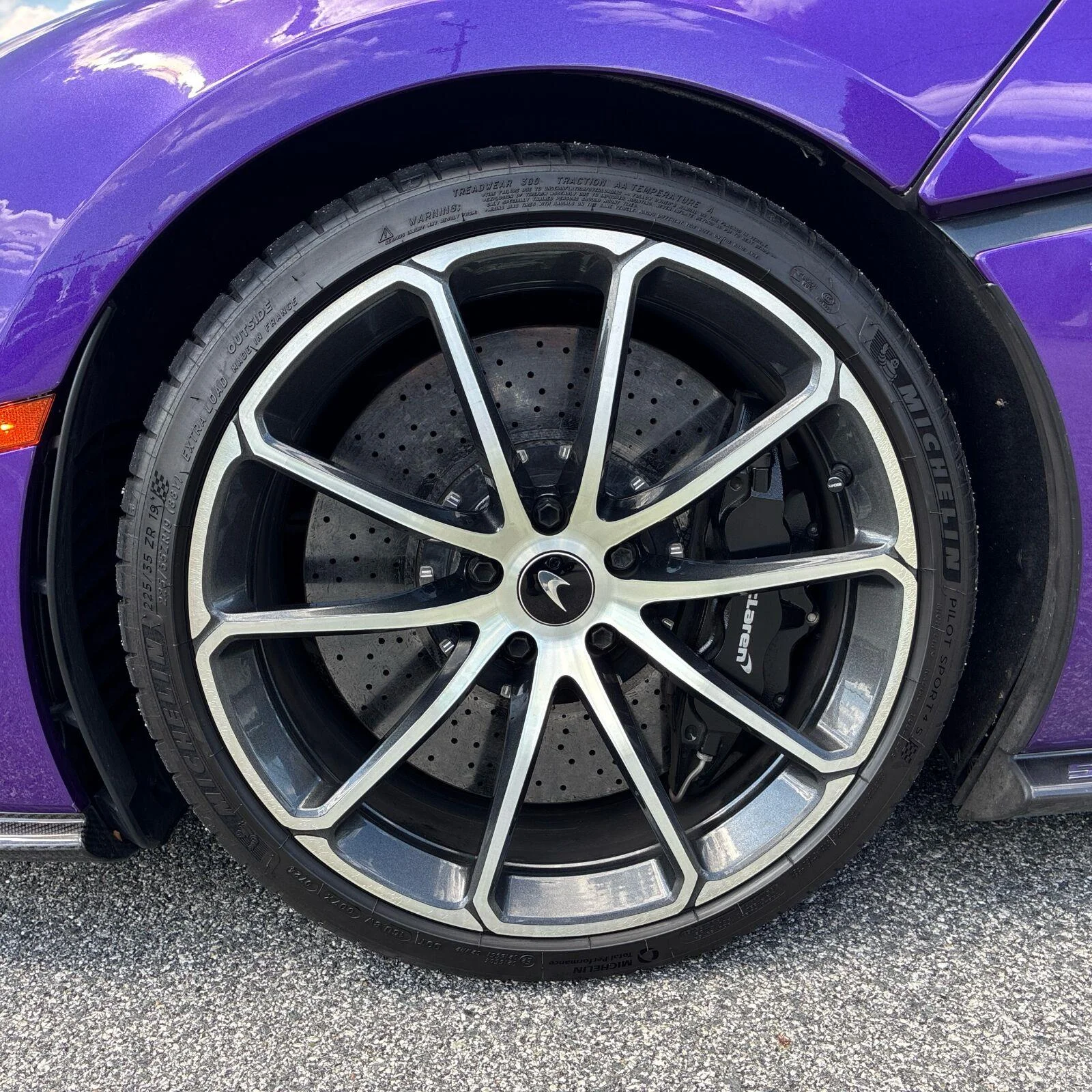 Used 2019 Blue MCLAREN  image 16