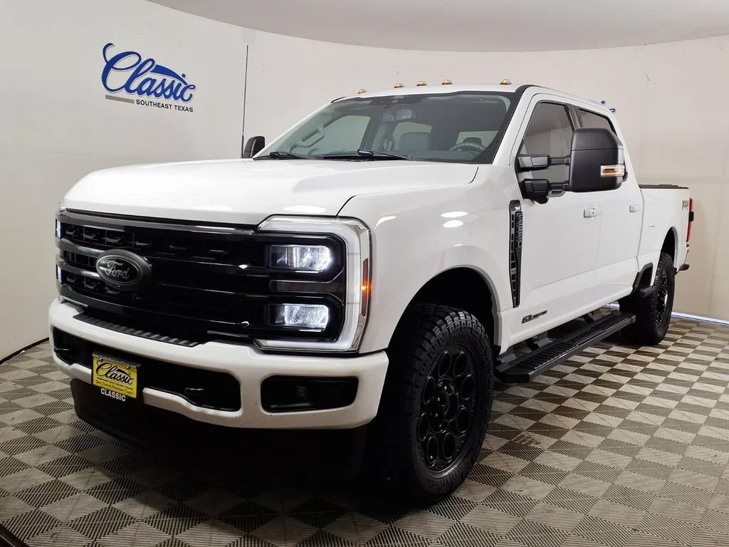 Used 2024 Oxford White Ford XL image 6