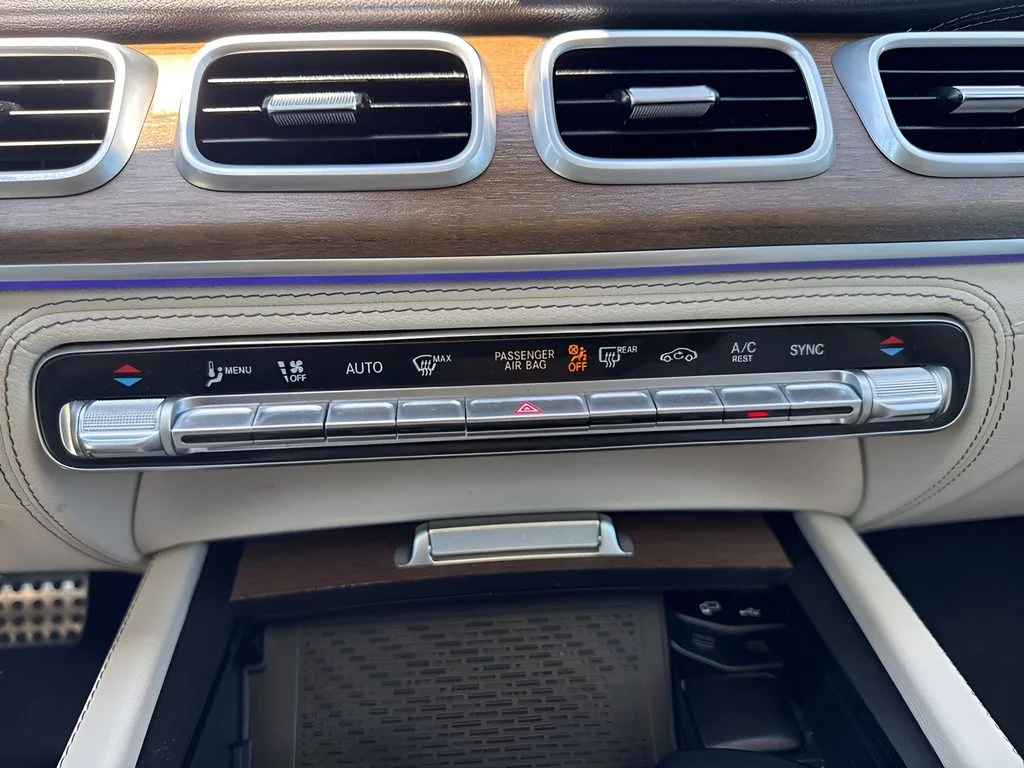 Used 2021  Mercedes-Benz GLS 580 image 19