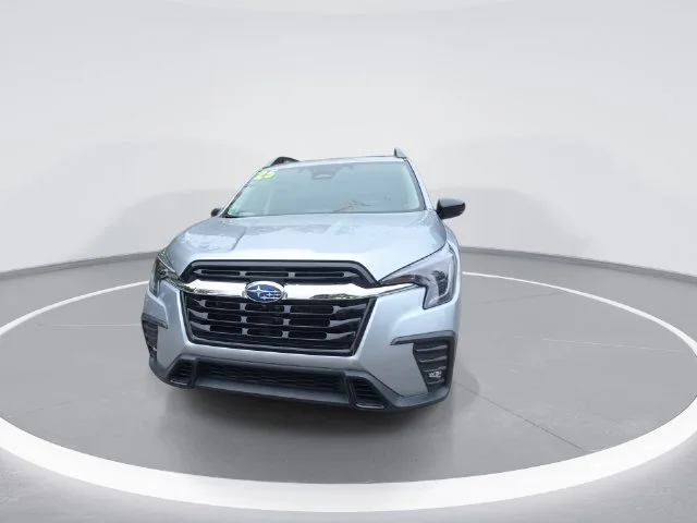 Used 2025 Silver Subaru Limited image 3
