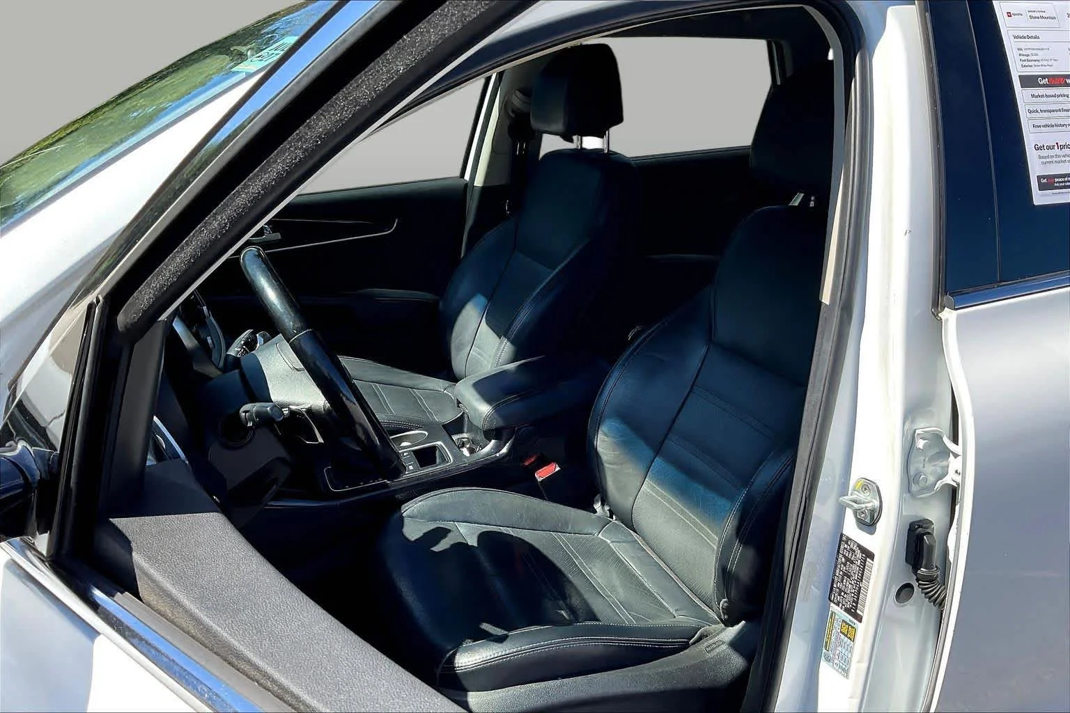 Used 2017 Snow White Pearl Kia EX image 8