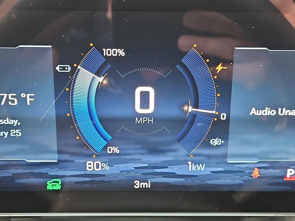 New 2026 Summit White Chevrolet LT image 4