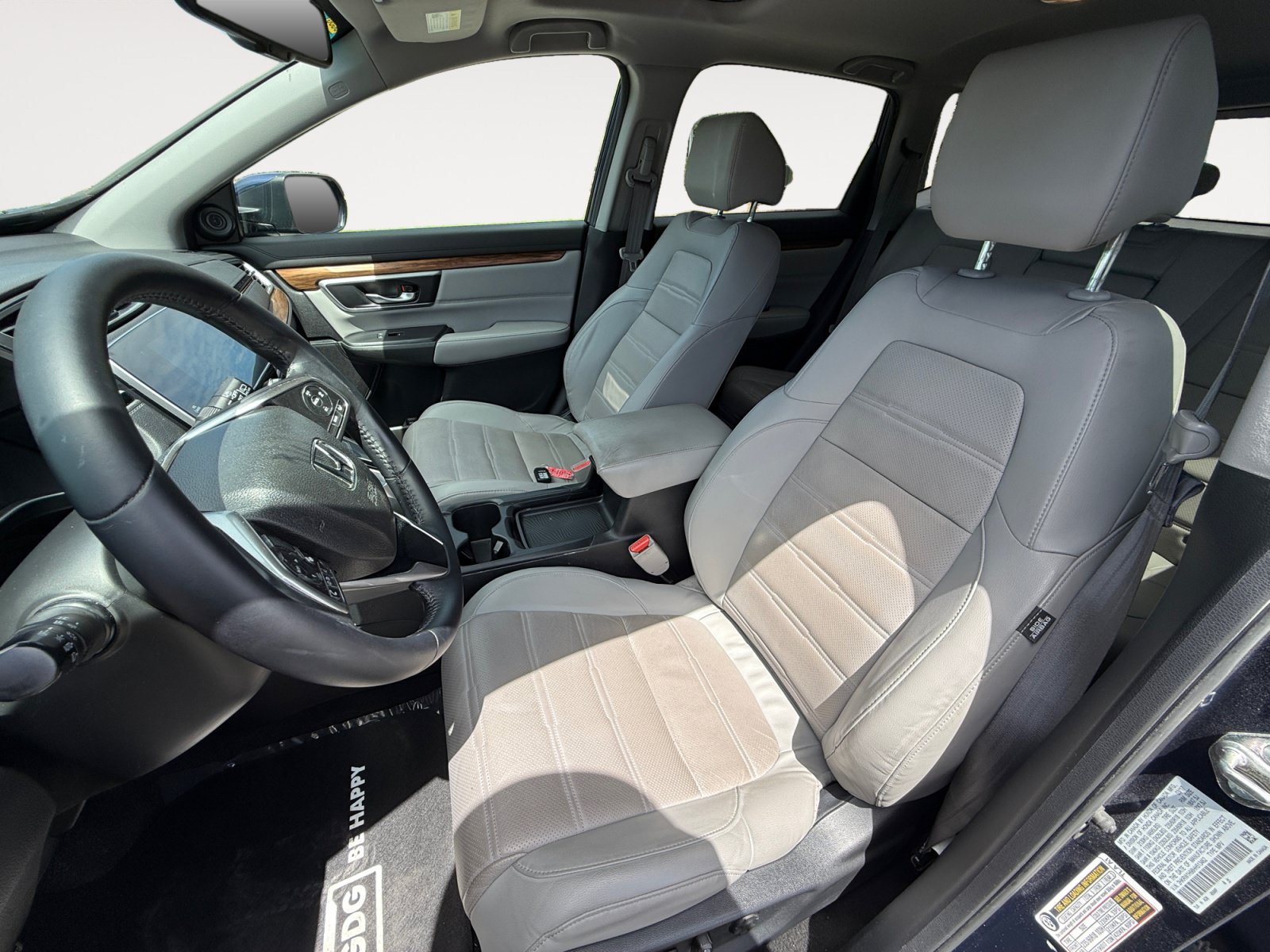 Used 2017 Obsidian Blue Pearl Honda Touring image 10