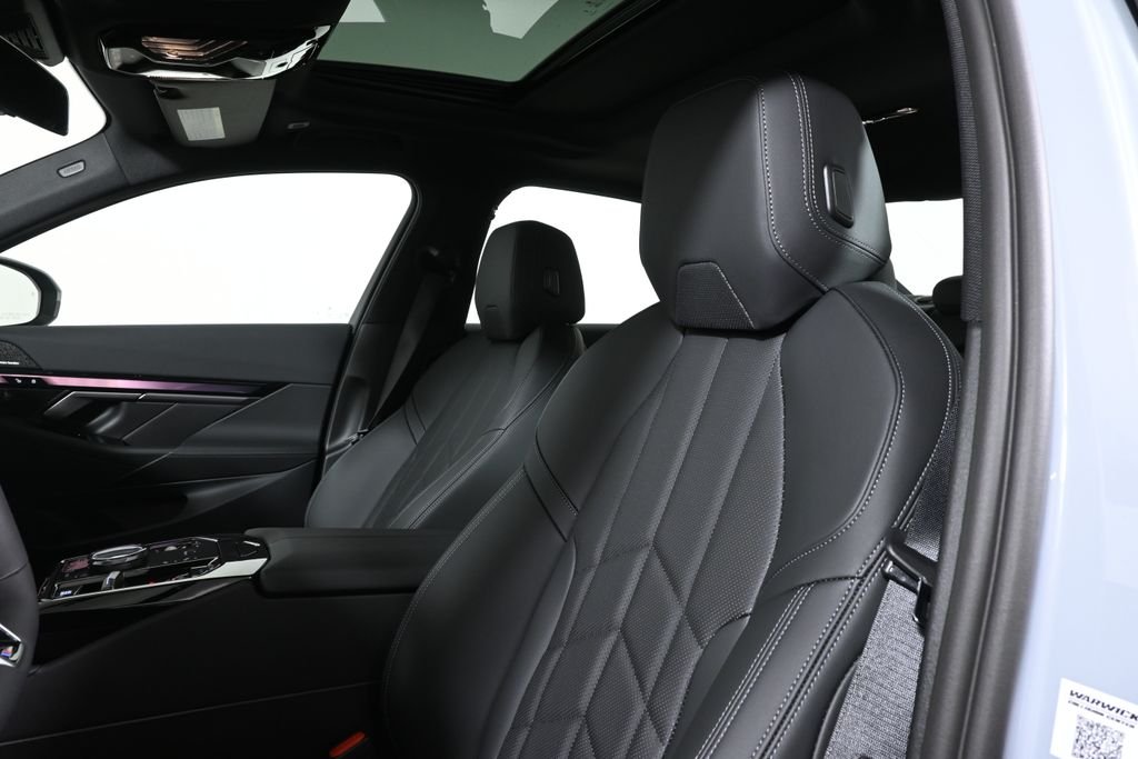 New 2027 Gray Metallic BMW 530i xDrive image 16