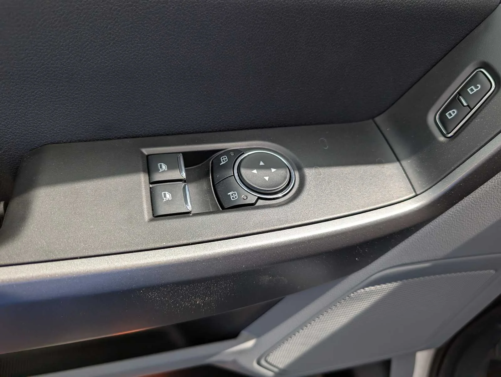 New 2026 Oxford White Ford F-250® XL image 23