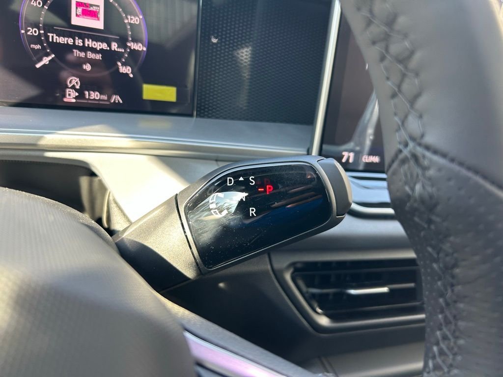 New 2026 White/off-white Volkswagen 2.0T SE R-Line Black image 20