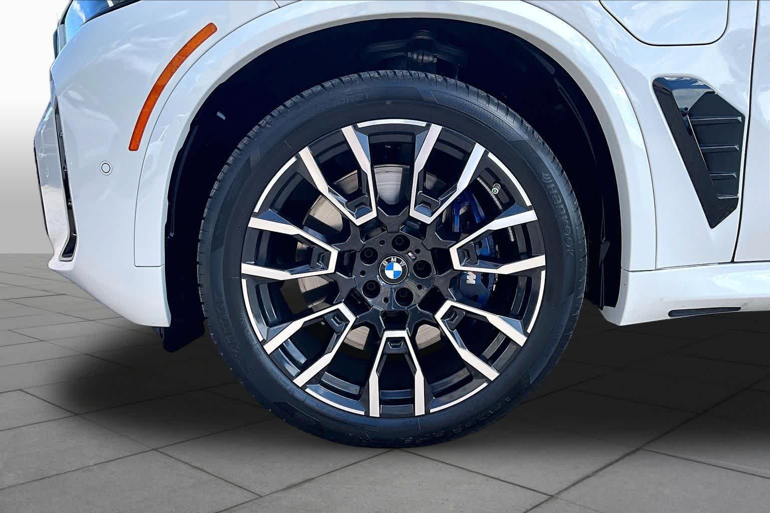Used 2026 Alpine White BMW xDrive50e image 10