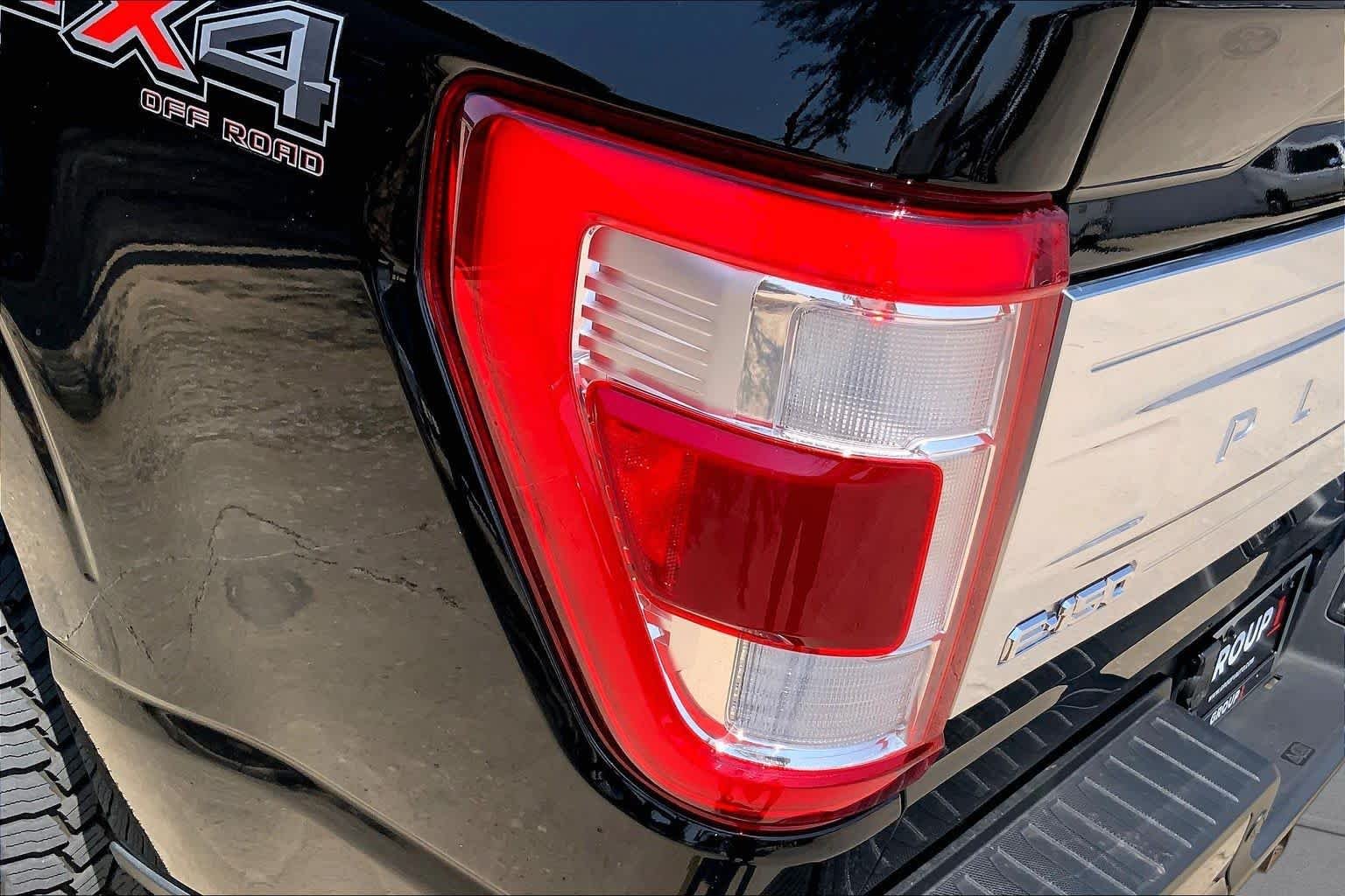Used 2021 Agate Black Ford Platinum image 29