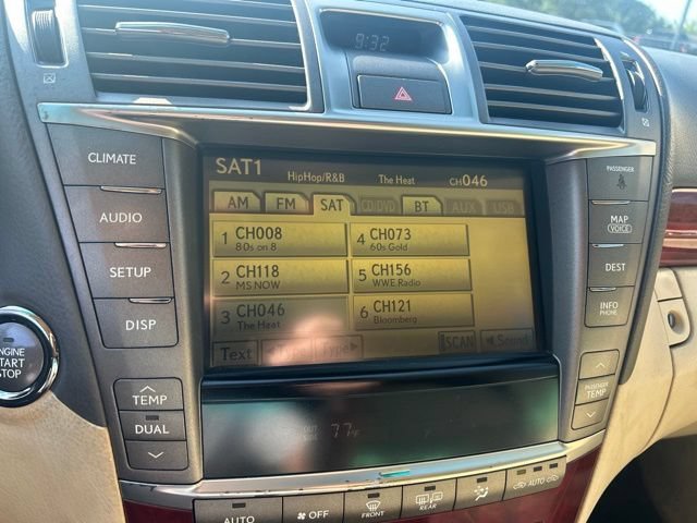 Used 2010 Deep Sea Mica Lexus L image 9