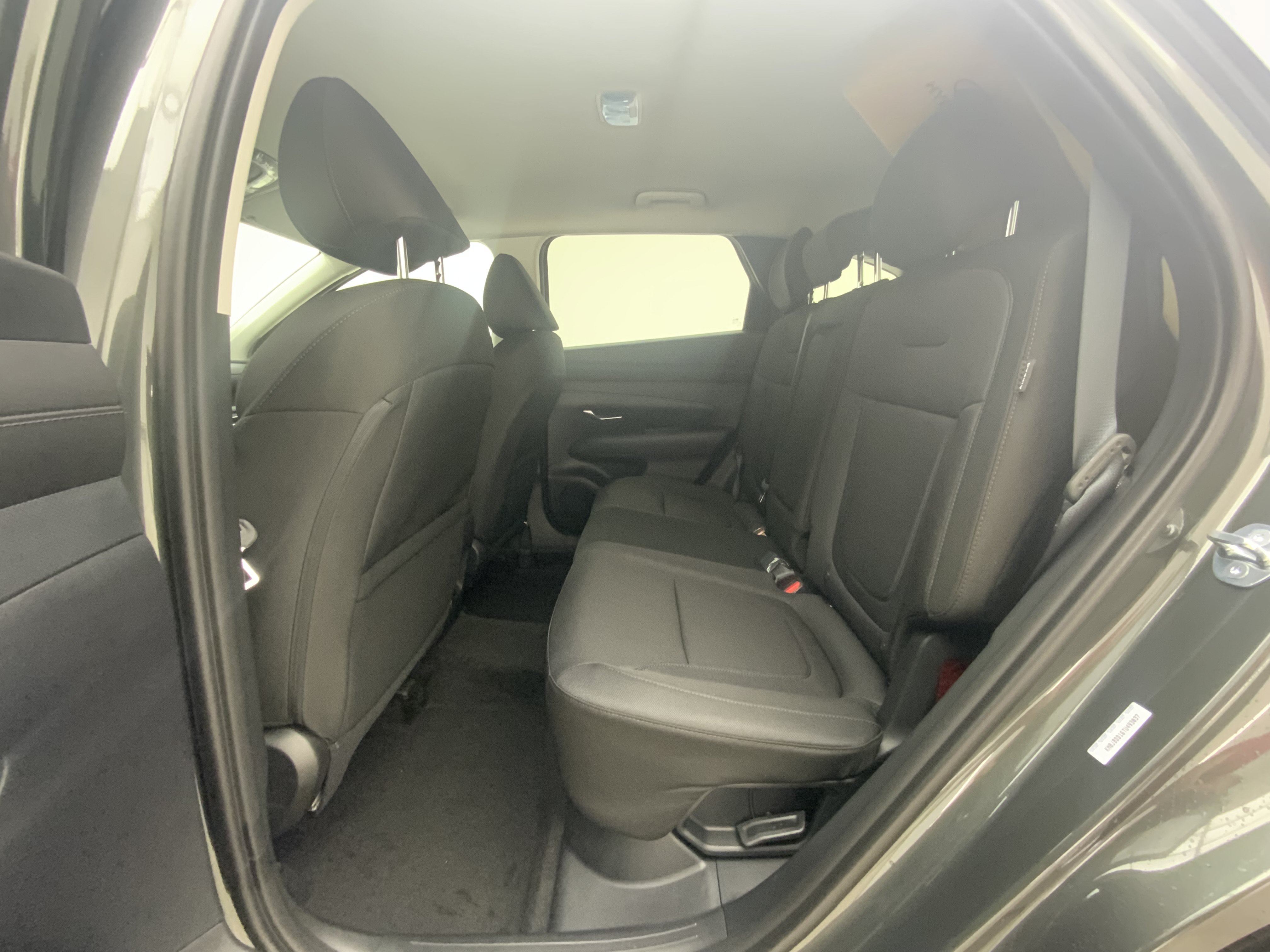 New 2026 Amazon Gray Hyundai SEL image 13