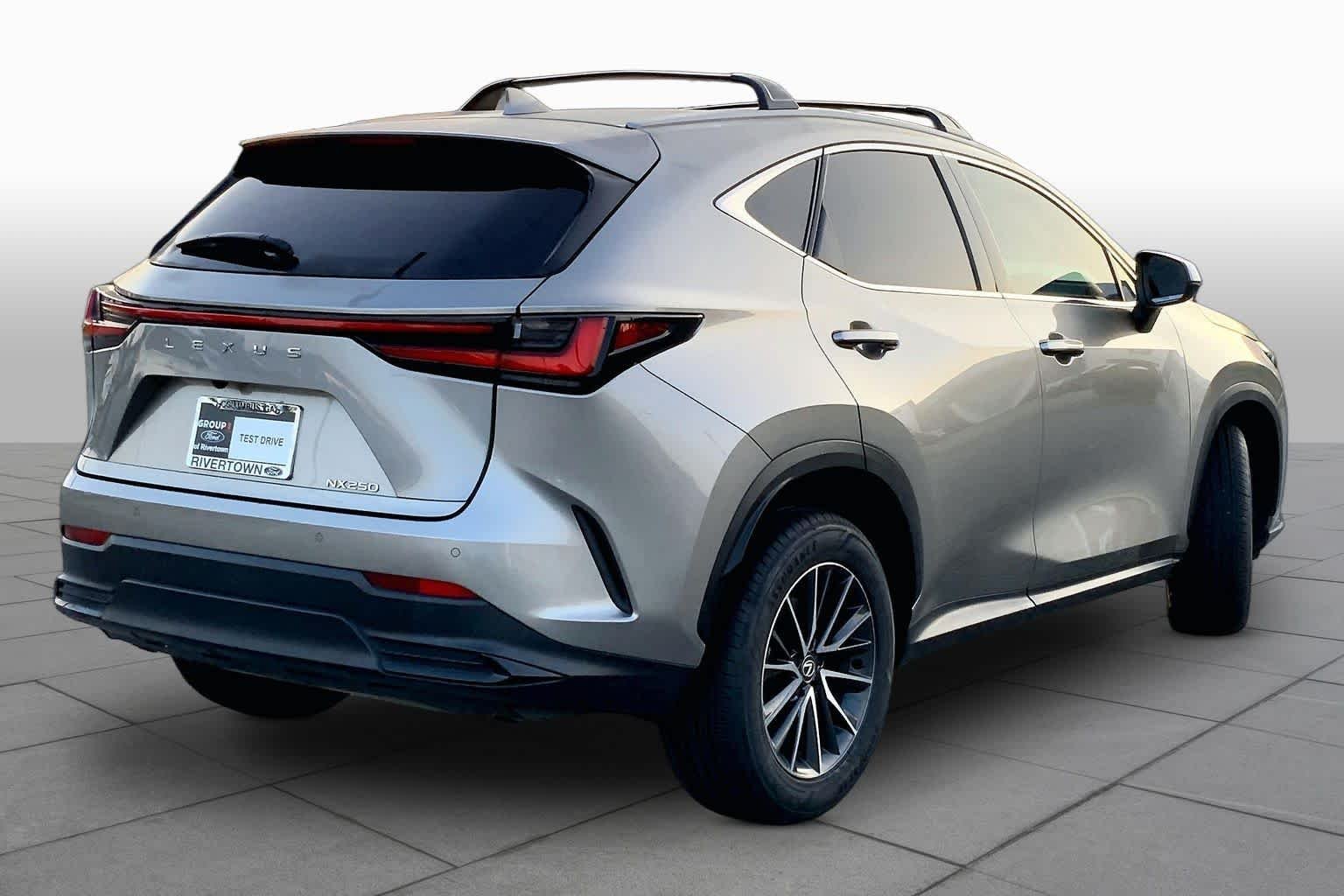 Used 2025 Atomic Silver Lexus Premium image 12