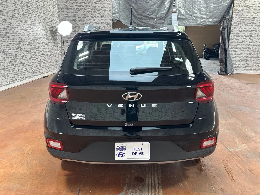 Used 2026 Onyx Black Hyundai SEL image 6