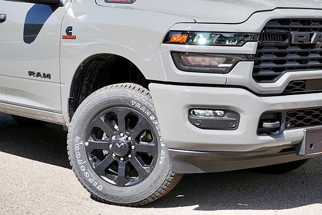 New 2026 Ceramic Gray Clear-Coat Exterior Paint RAM Big Horn image 4