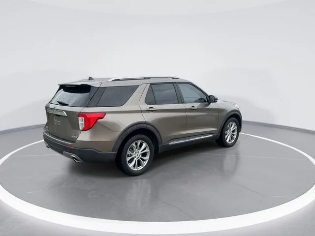 Used 2021 Gray Ford Limited image 7
