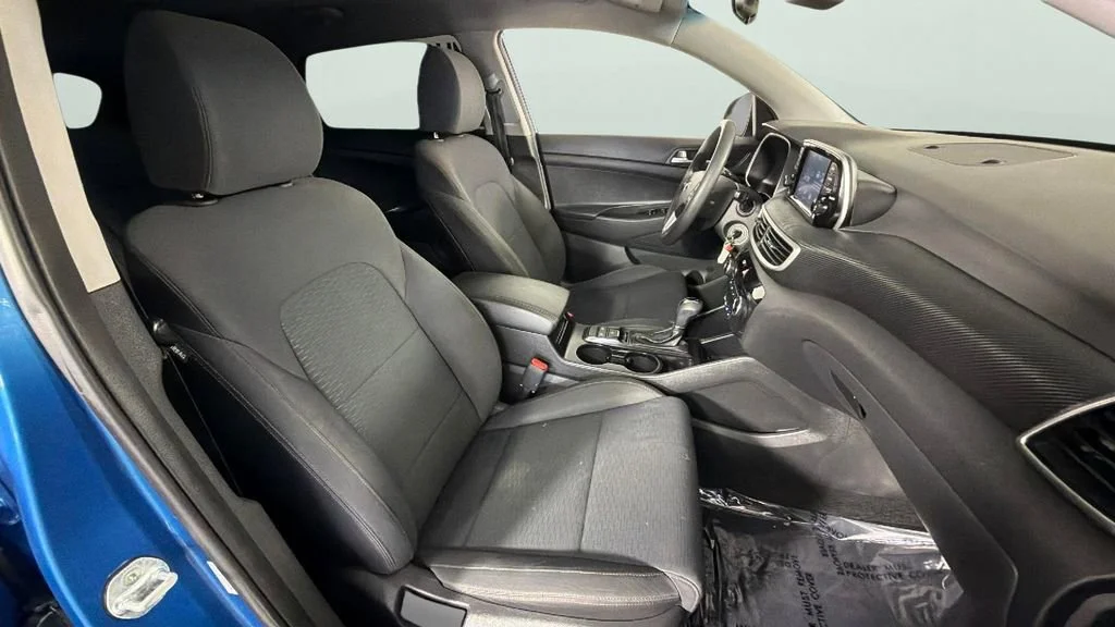 Used 2019 Blue Hyundai SE image 33