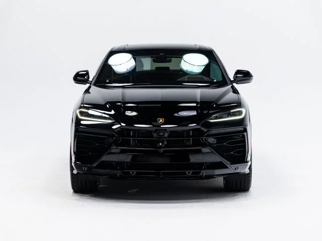 Used 2025 Black Lamborghini SE image 77
