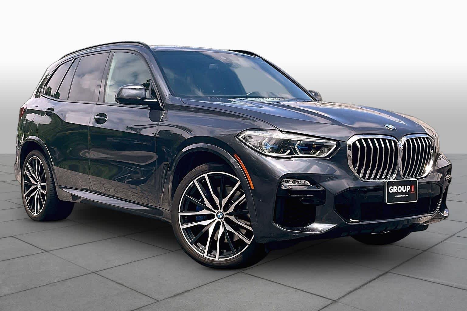 Used 2019 Arctic Gray Metallic BMW xDrive40i image 2