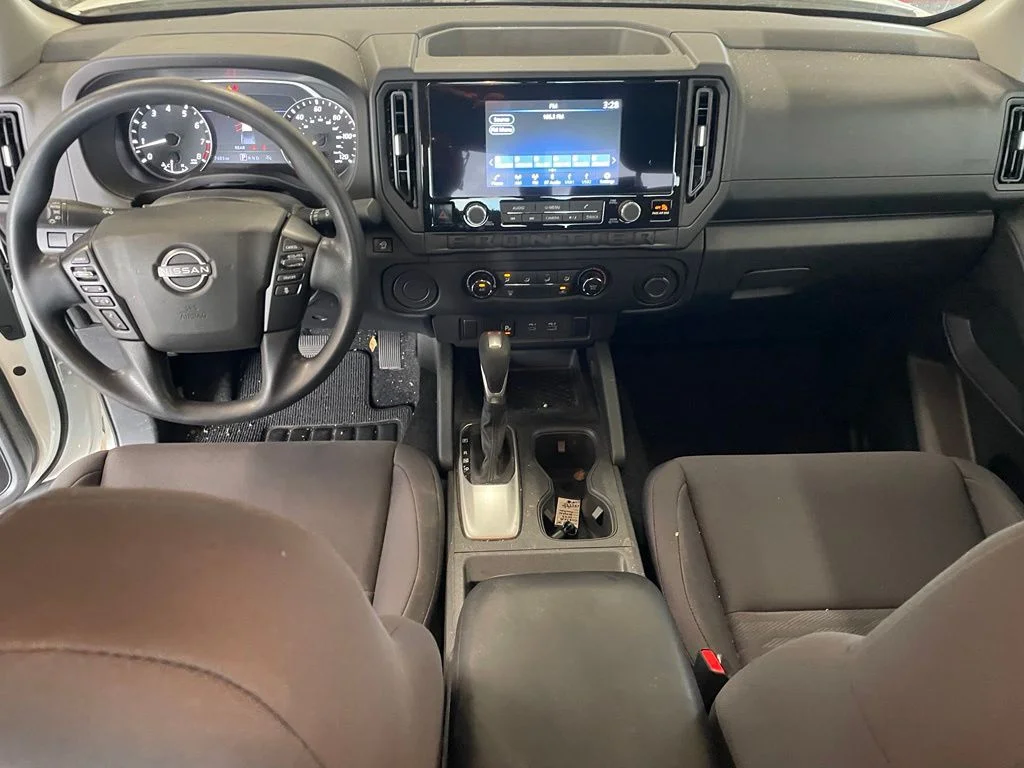 Used 2025 White Nissan S image 11