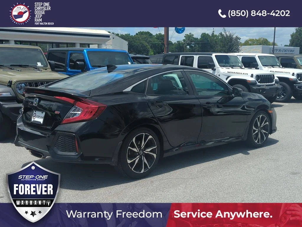 Used 2017 Black Honda Si image 6