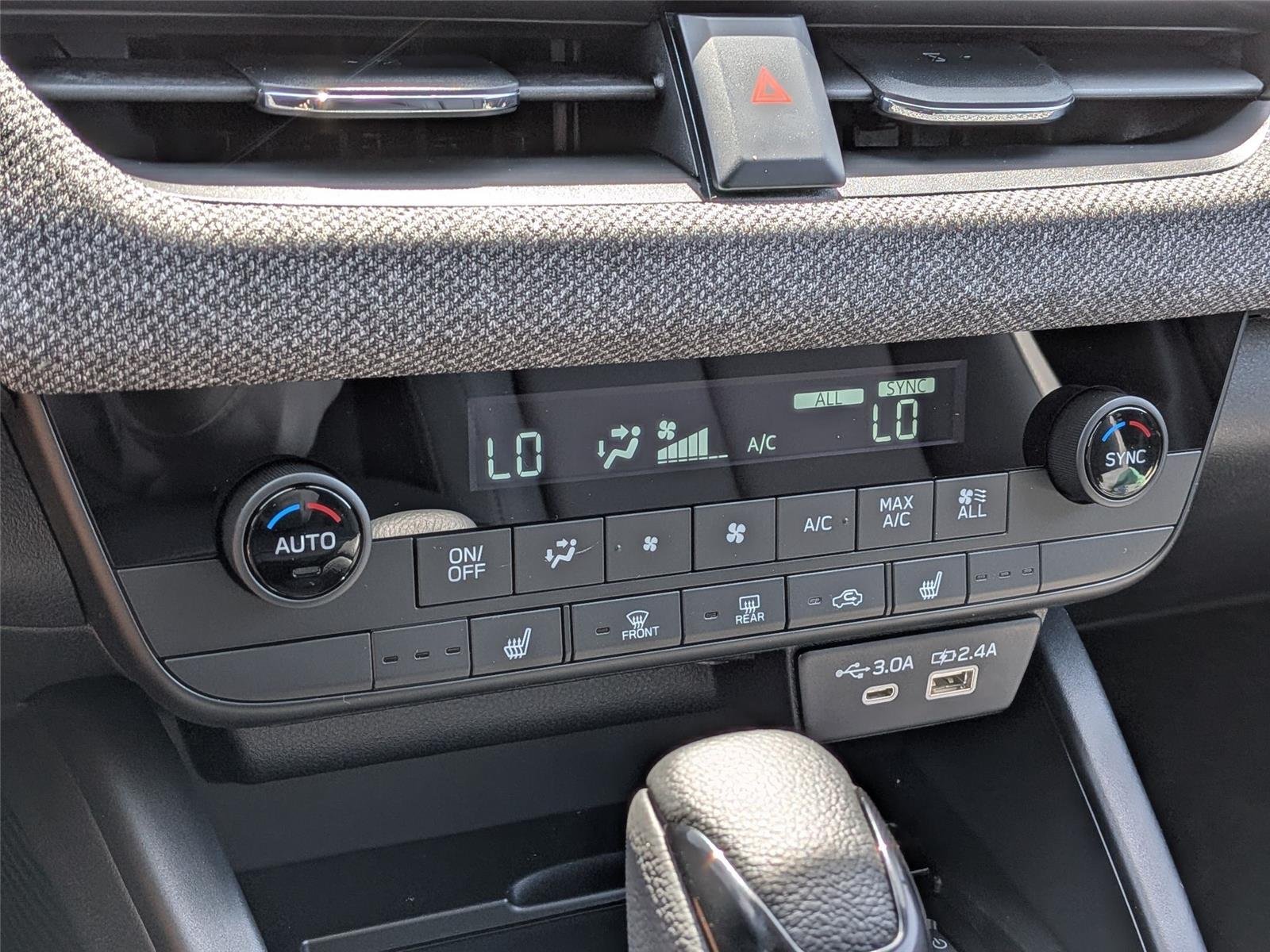 2026 Subaru Outback Limited - Photo 13