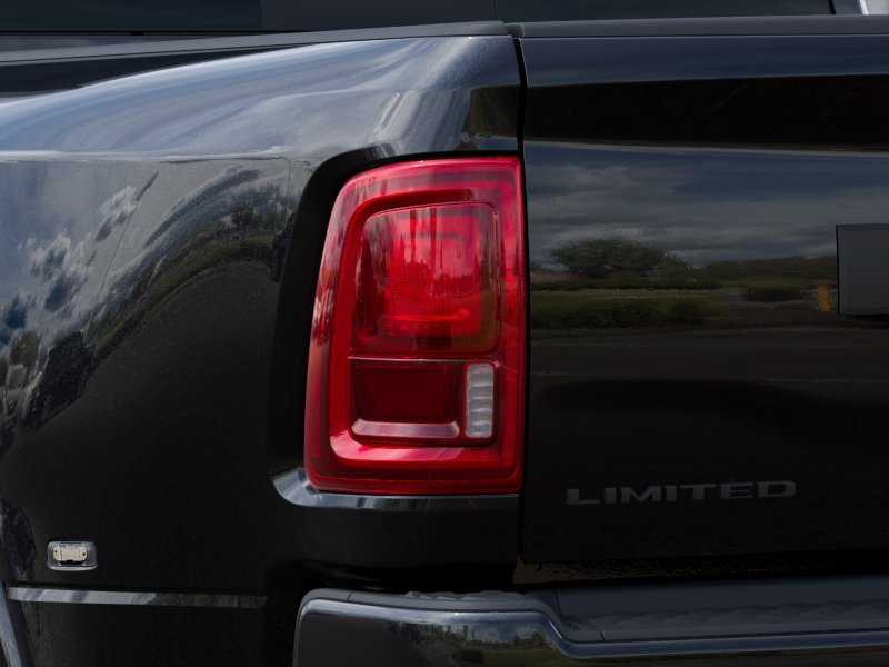 New 2026 Diamond Black Crystal Pearl-Coat Exterior Paint RAM Limited image 5