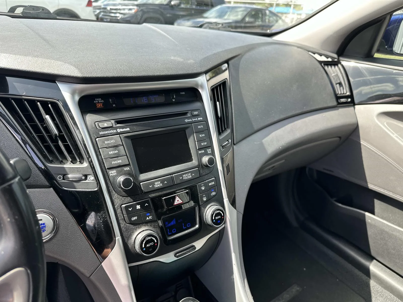 Used 2014 Indigo Blue Pearl Hyundai Limited image 14