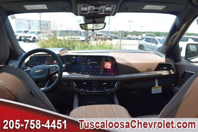 New 2026 Polar White Tricoat Chevrolet High Country image 3